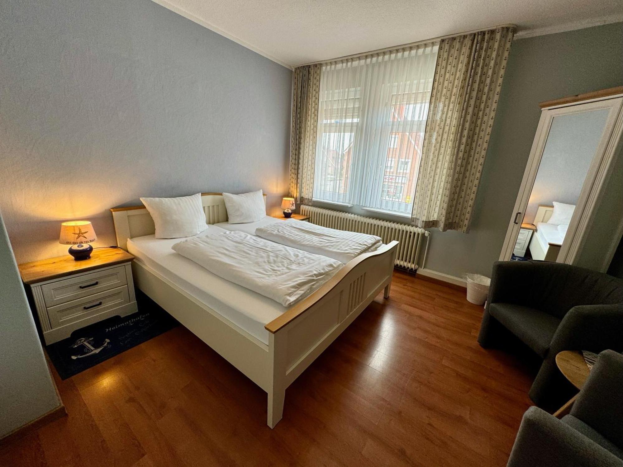 Hotel Sophien-Cafe Leer Ngoại thất bức ảnh